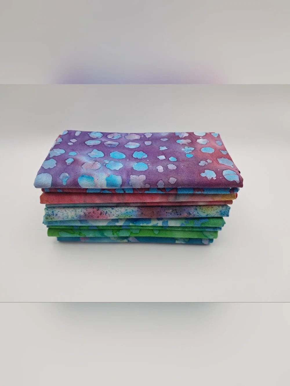 Batik Fat Quarter Fabric Bundle Cotton in Multi Colors with Free Sewing Pattern